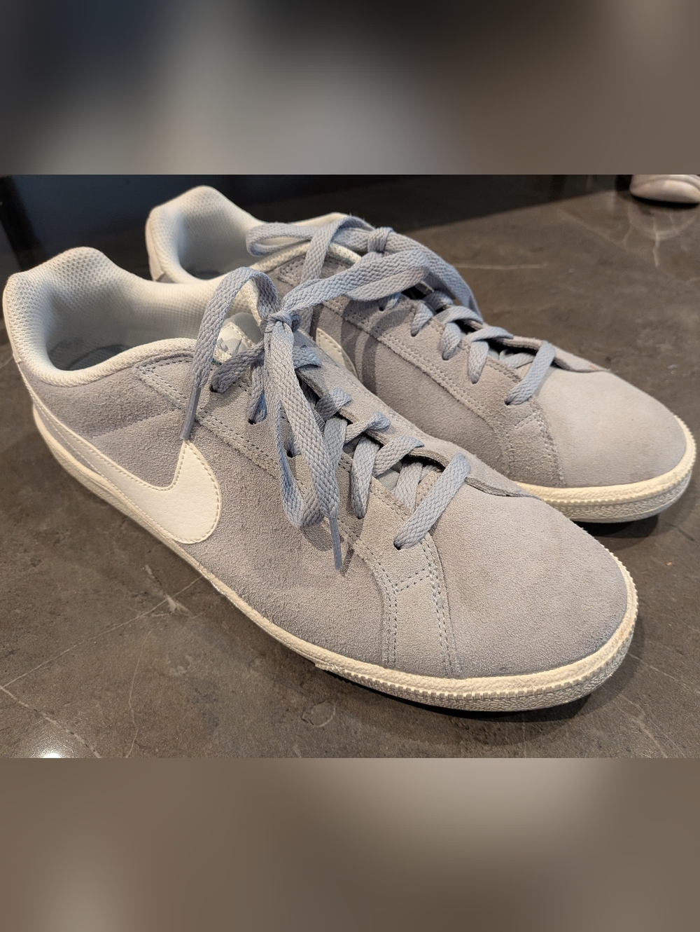 Nike Men's Grey Suede Low-Top Sneakers with White Swoosh